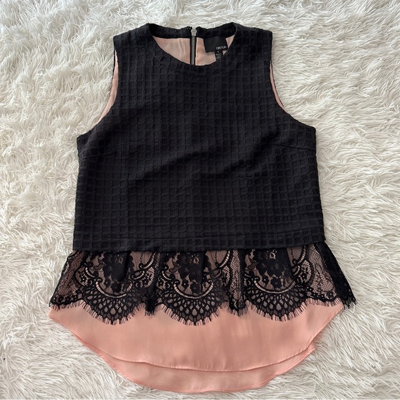 Anthropologie Greylin Black Textured Top with Pink Lace Hem Size S - Picture 5 of 15
